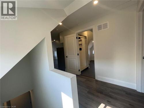 507 Wilson Street, Hamilton, ON - Indoor Photo Showing Other Room