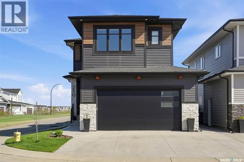 250 Skopik Crescent, Saskatoon, SK - Outdoor