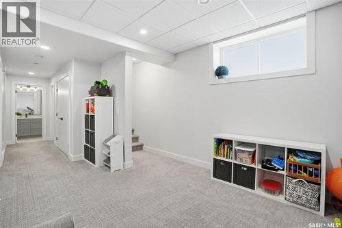 250 Skopik Crescent, Saskatoon, SK - Indoor Photo Showing Other Room