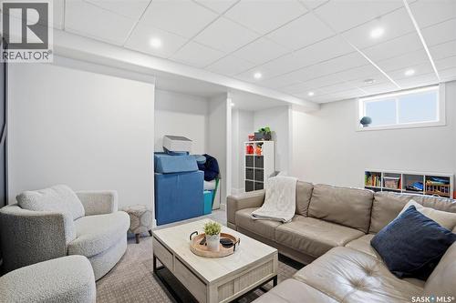 250 Skopik Crescent, Saskatoon, SK - Indoor