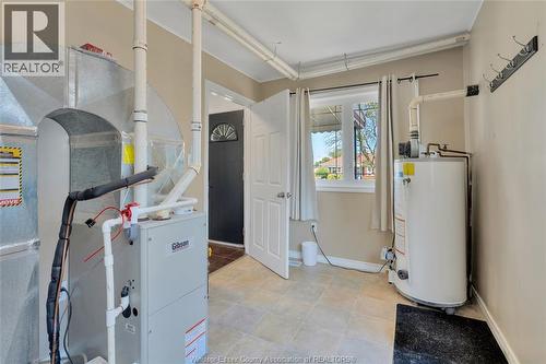 1667 Aubin, Windsor, ON - Indoor Photo Showing Basement