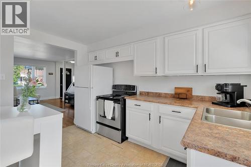 1667 Aubin, Windsor, ON - Indoor Photo Showing Kitchen With Double Sink