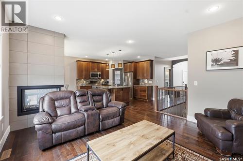 420 Hogan Way, Warman, SK - Indoor Photo Showing Living Room