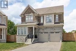 211 BUSATO DRIVE  Whitchurch-Stouffville, ON L4A 4X4