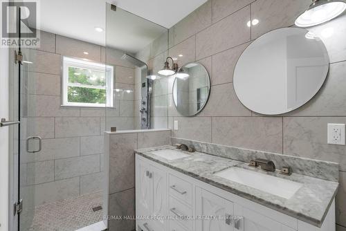 1814 Quantz Crescent, Innisfil, ON - Indoor Photo Showing Bathroom