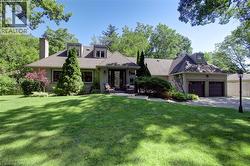 1391 QUEEN VICTORIA Avenue  Mississauga, ON L5H 3H2