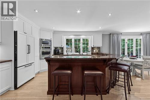 1391 Queen Victoria Avenue, Mississauga, ON - Indoor