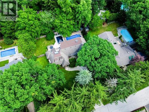 1391 Queen Victoria Avenue, Mississauga, ON - Outdoor With In Ground Pool