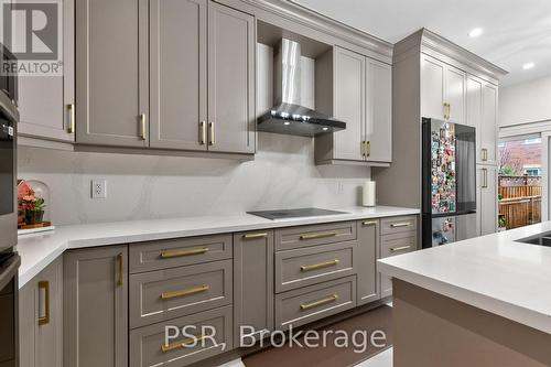 5183 Oscar Peterson Boulevard, Mississauga, ON - Indoor Photo Showing Kitchen