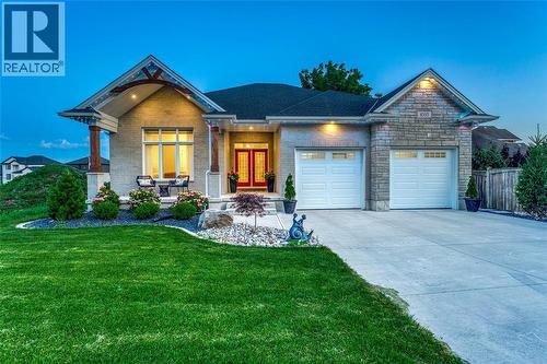 1035 BRATANEK BOULEVARD  Sarnia, ON N7S 0G7