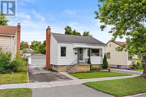516 GLENGARRY AVENUE  Peterborough (Northcrest Ward 5), ON K9H 4Y4