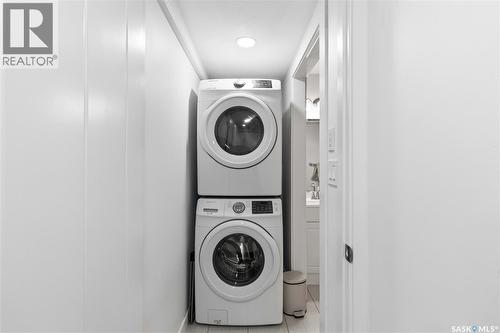 139 Dagnone Lane, Saskatoon, SK - Indoor Photo Showing Laundry Room