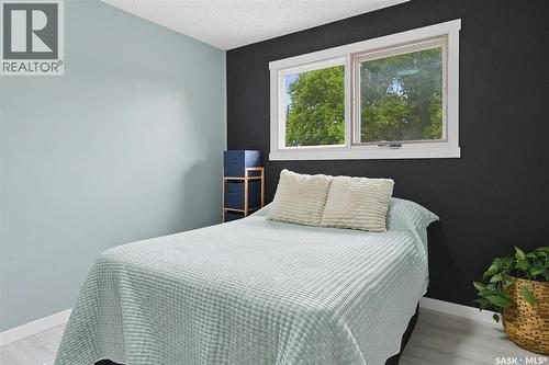 418 North Railway Street, Warman, SK - Indoor Photo Showing Bedroom
