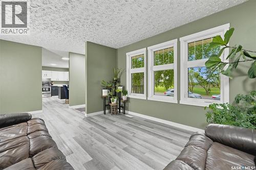 418 North Railway Street, Warman, SK - Indoor