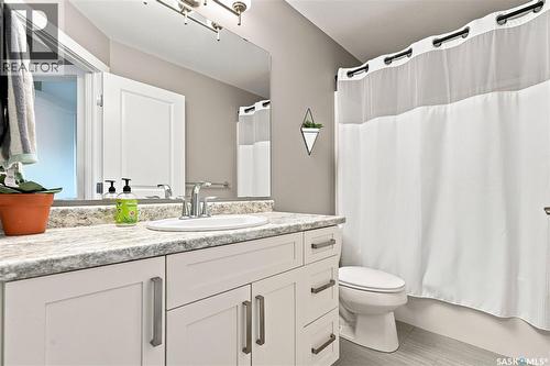 575 Childers Crescent, Saskatoon, SK - Indoor Photo Showing Bathroom