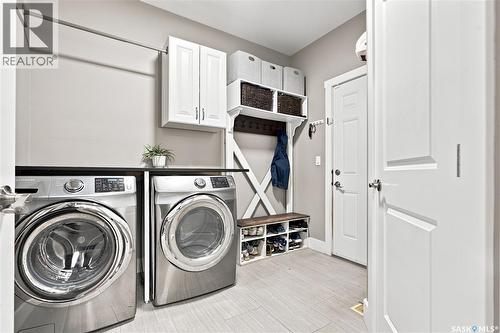 575 Childers Crescent, Saskatoon, SK - Indoor Photo Showing Laundry Room