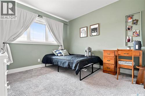 575 Childers Crescent, Saskatoon, SK - Indoor Photo Showing Bedroom