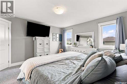 575 Childers Crescent, Saskatoon, SK - Indoor Photo Showing Bedroom