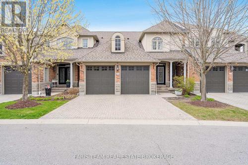 10 Wilton Trail, Aurora, ON - Outdoor With Facade