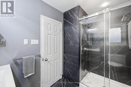 Ensuite Bathroom - 1924 Balsam Avenue, Mississauga, ON - Indoor Photo Showing Bathroom