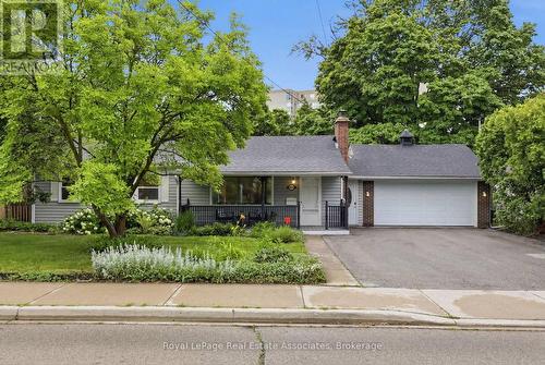 1924 Balsam Avenue, Mississauga, ON - Outdoor With Deck Patio Veranda