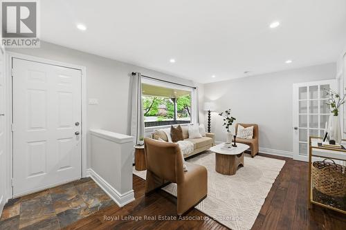 Living - 1 - 1924 Balsam Avenue, Mississauga, ON - Indoor