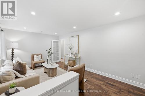 Living - 2 - 1924 Balsam Avenue, Mississauga, ON - Indoor
