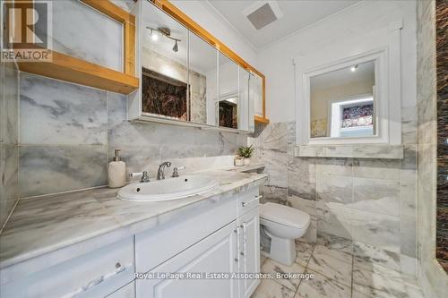 Bathroom - 1168 Canterbury Road, Mississauga, ON - Indoor Photo Showing Bathroom