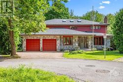 95 MACNABB PLACE Ottawa, ON K1L 8J5
