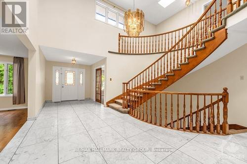 95 MACNABB PLACE , Ottawa, Ontario K1L 8J5 3