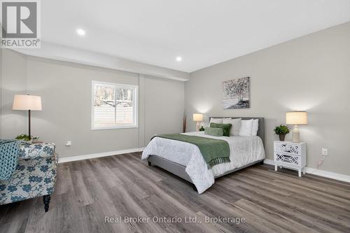 90 14 Concession E, Tiny, ON - Indoor Photo Showing Bedroom