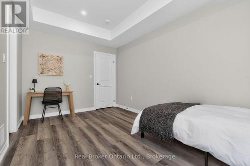 90 14 Concession E, Tiny, ON - Indoor Photo Showing Bedroom