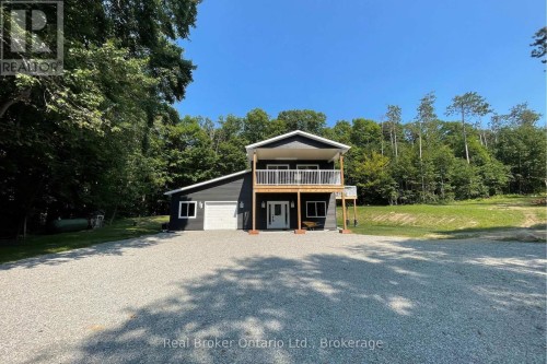 90 14 CONCESSION E  Tiny, ON L9M 2H7