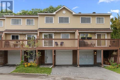 2 - 76 ESTERLAWN PRIVATE  Ottawa, ON K2A 4B9
