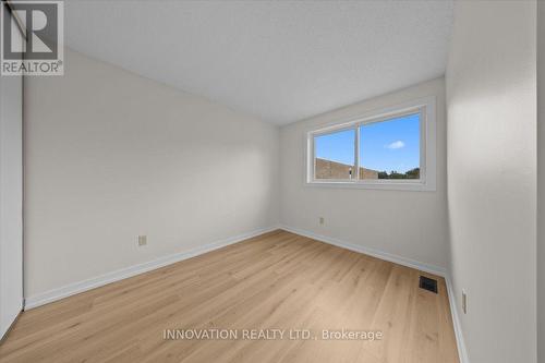 2 - 76 Esterlawn Private, Ottawa, ON - Indoor Photo Showing Other Room