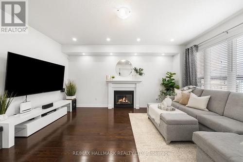 152 Mcdonald Crescent, Clarington, ON - Indoor Photo Showing Living Room With Fireplace