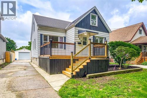 264 ROSS AVENUE  Sarnia, ON N7S 0B4