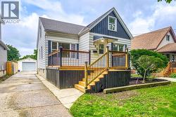 264 ROSS AVENUE Sarnia, ON N7S 0B4
