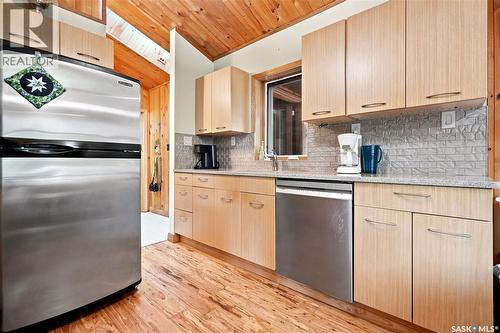 21 Meadow Road, White City, SK - Indoor Photo Showing Kitchen With Stainless Steel Kitchen