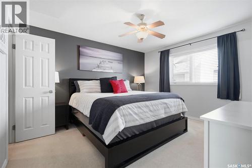 238 Beechmont Crescent, Saskatoon, SK - Indoor Photo Showing Bedroom