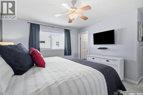238 Beechmont Crescent, Saskatoon, SK - Indoor Photo Showing Bedroom