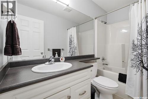 238 Beechmont Crescent, Saskatoon, SK - Indoor Photo Showing Bathroom