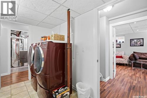 238 Beechmont Crescent, Saskatoon, SK - Indoor Photo Showing Laundry Room