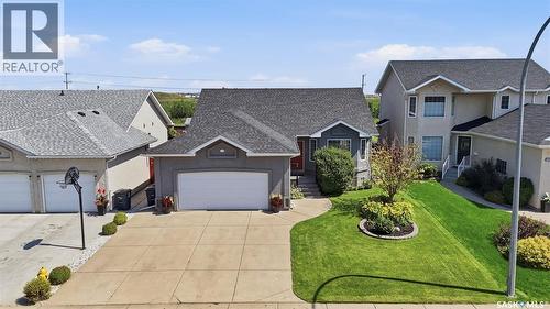 238 Beechmont Crescent, Saskatoon, SK - Outdoor With Facade