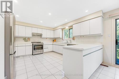 4 Tarbert Road, Toronto, ON - Indoor Photo Showing Kitchen