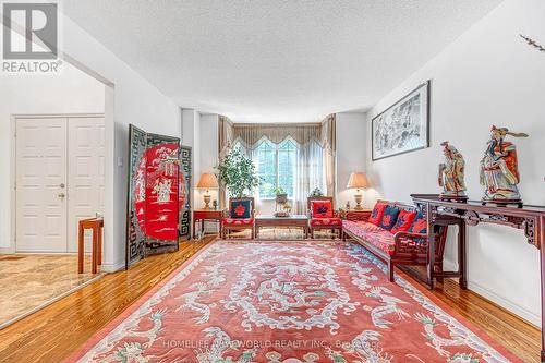 4 Tarbert Road, Toronto, ON - Indoor