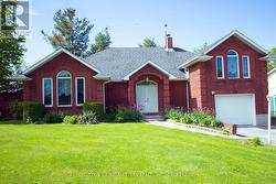 4907 ALEX MCLEAN LANE N  Frontenac (Frontenac South), ON K0H 1H0