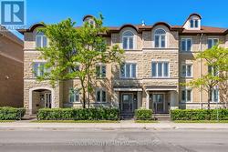 122B CENTREPOINTE DRIVE Ottawa, ON K2G 6B1