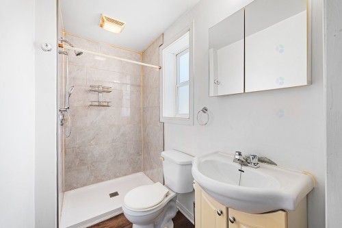 Salle de bains - 448 Rue Cobb, Bryson, QC - Indoor Photo Showing Bathroom