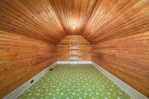 Loft - 448 Rue Cobb, Bryson, QC - Indoor Photo Showing Other Room